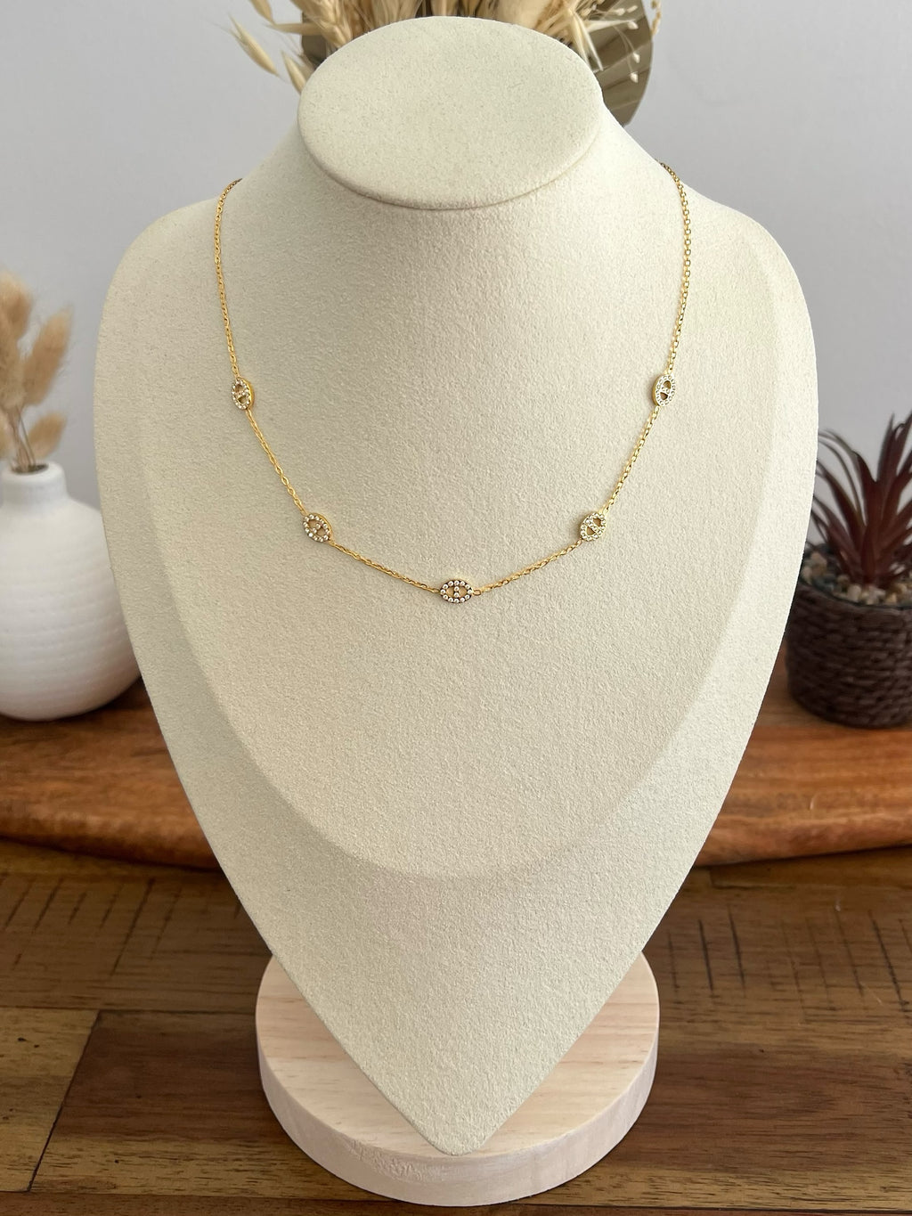Collier Annissa